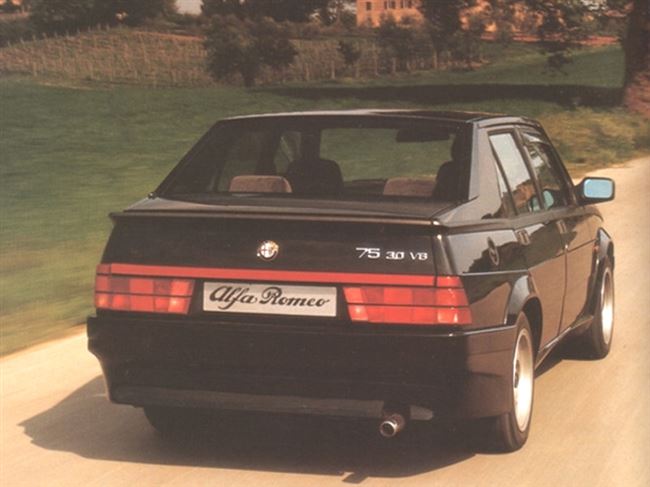 Масса Alfa Romeo 75 (162B) 4 дв. седан 1989 - 1992